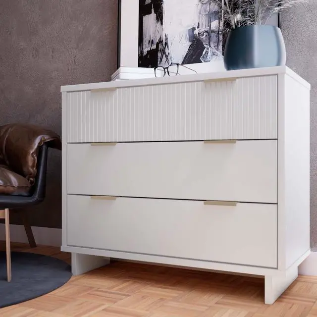 Alt view image 2 of 7 - Dresser in White