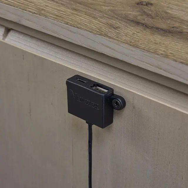 Alt view image 4 of 4 - Right Nightstand In English Knotty Oak