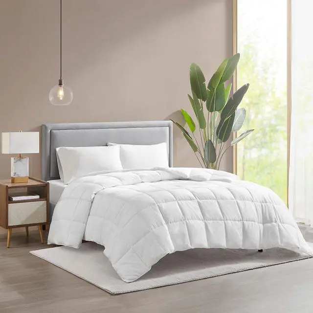 Main image of Cotton Down Alternative Featherless Comforter