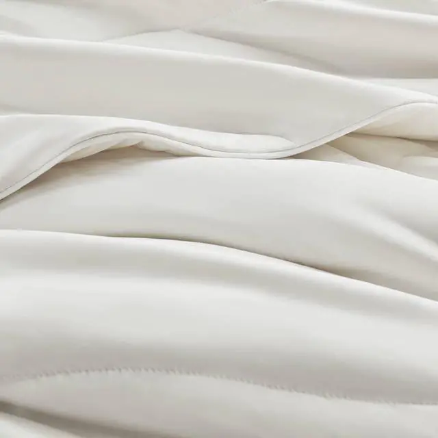 Alt view image 4 of 7 - 1-Piece Full/Queen Reversible Tencel Comforter Blanket,White