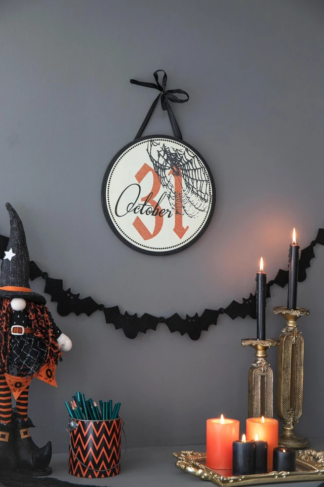 Main image of Set, 12 Inch Halloween Circle Sign, Multi, ABS, MDF and Polyester
