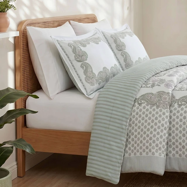 Alt view image 5 of 7 - Full Queen Comforter Set, Green, Polyester, Bedding Sets