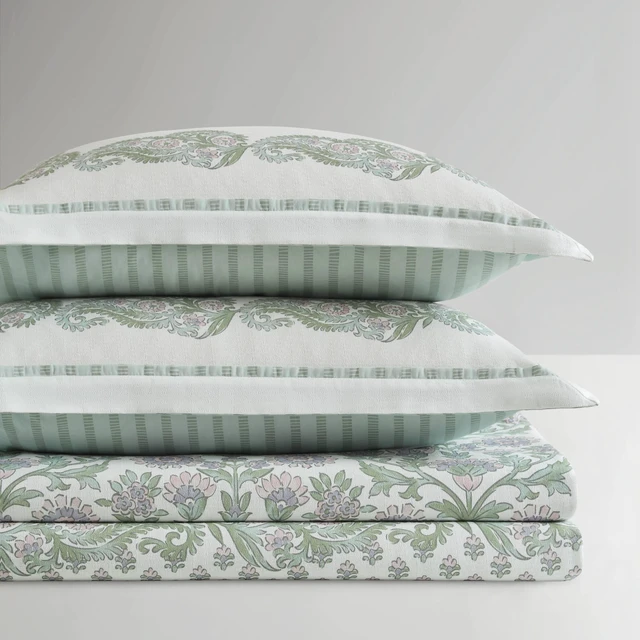 Alt view image 2 of 7 - King Cal King Duvet Set, Green, Polyester, Bedding Sets