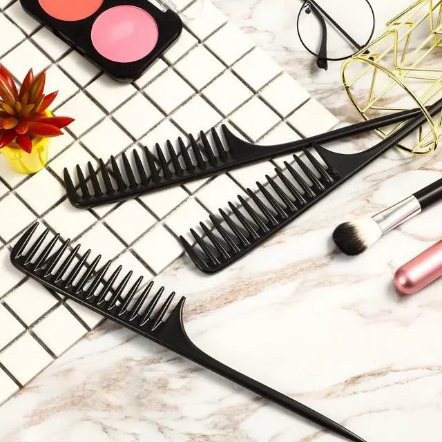Alt view image 4 of 6 - 3 Pack Wide Tooth Tail Combs, Black Carbon Fiber Teasing Salon Back Styling Comb Anti Static Heat Resistant, Suitable for All Kinds of Hair