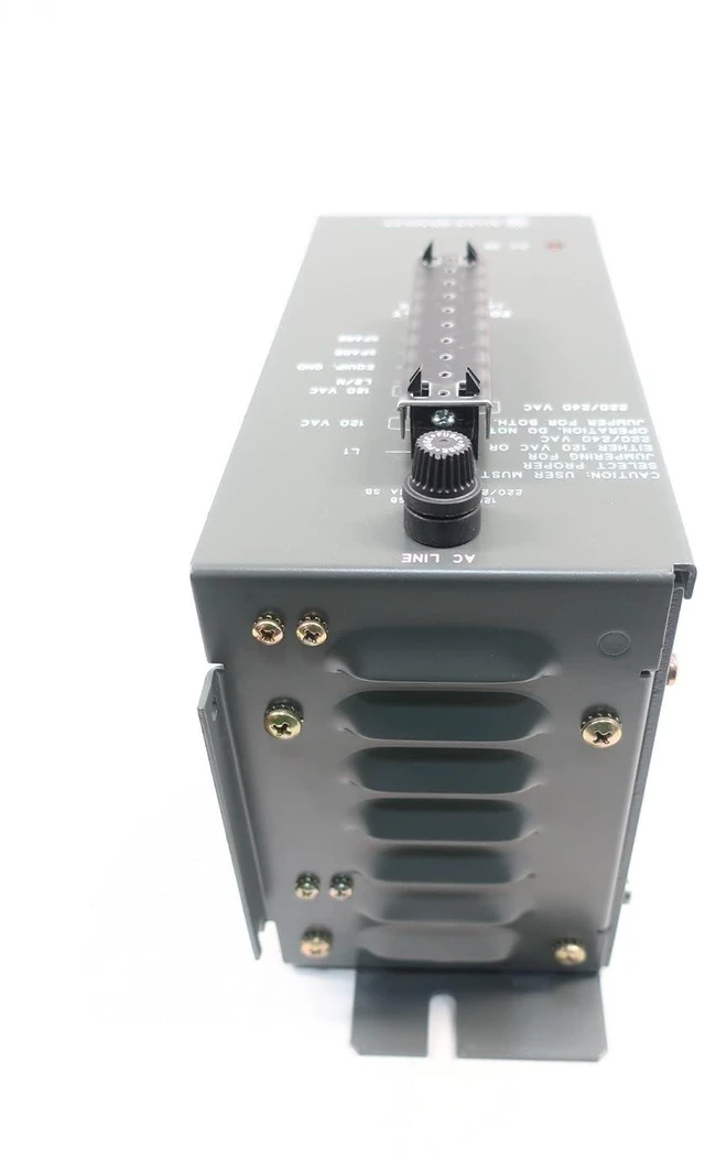 Alt view image 4 of 7 - Allen-Bradley 1771-P2 Power Supply 6.5 AMP 5.2VDC 120/220VAC Serie - 1771-P2-B