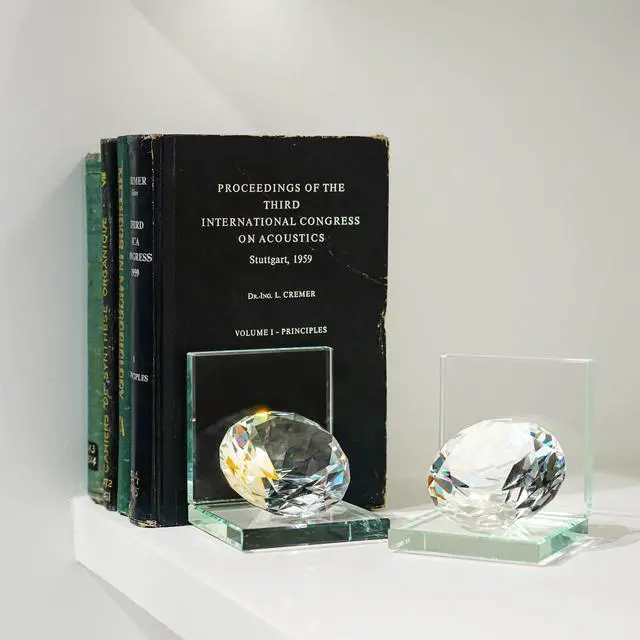 Alt view image 6 of 7 - 1 Pair Crystal Bookends with 80mm Clear Diamond for Heavy Books | L Shaped Heavy Duty Glass Book End for Shelves Non Skid Bookends Book Stopper, 4inch