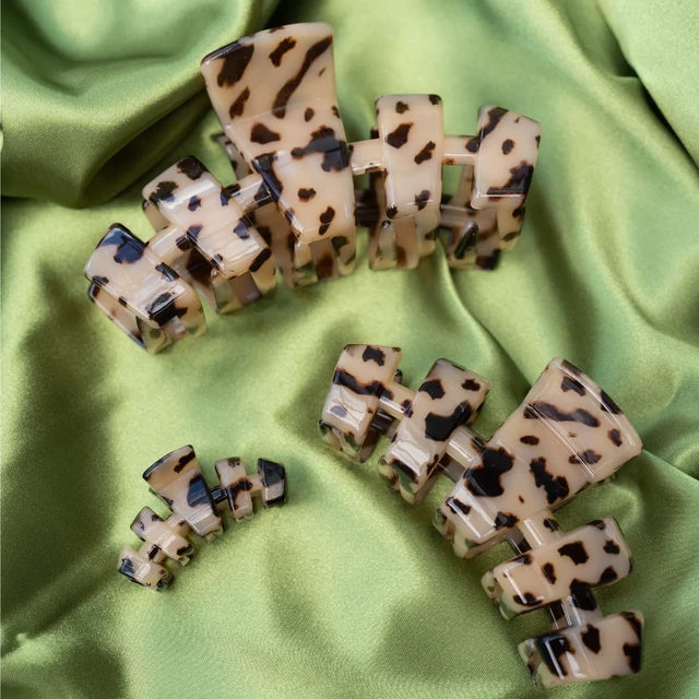 Alt view image 6 of 7 - Medium Hair Clip - Strong Grip, Bendable Teeth, Comfortable Curved Design - Ideal for Medium-Thick Hair - For All Hair Textures - Blonde Tortoise