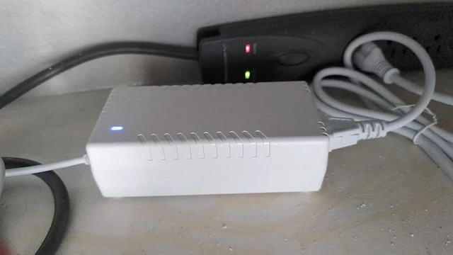 Alt view image 3 of 7 - UACC-Adapter-AC-210W 54V 210W AC Adapter for Ubiquiti UniFi