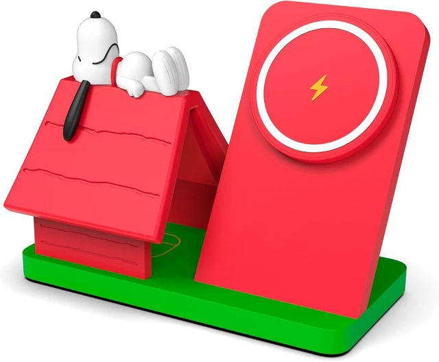 Main image of Peanuts Snoopy Wireless Charging Station- Red Dog House