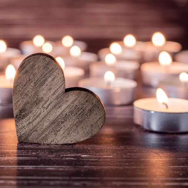 Alt view image 4 of 4 - Tea Lights Candles, 25 Pack, 4 Hour Long Burn Tealight Candles