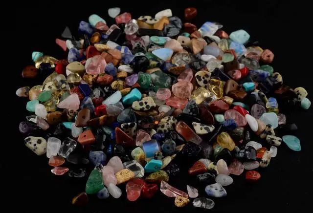 Alt view image 2 of 7 - Natural Chip Stone Beads Multicolor 5-8mm About 400 Pieces Irregular Gemstones Healing Crystal Loose Rocks Bead Hole Drilled DIY for Bracelet Jewelry Making Crafting (5-8mm, Multicolor)