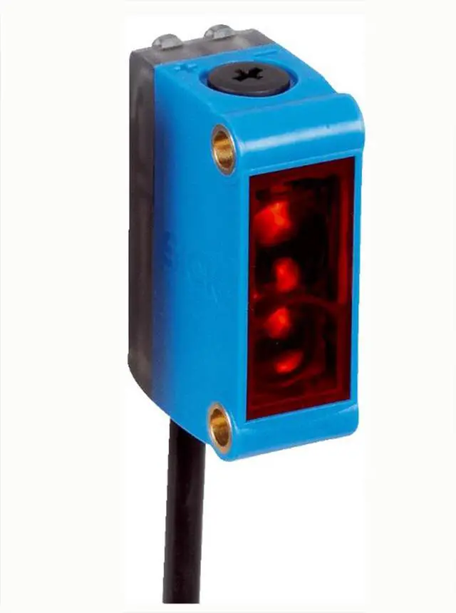 Alt view image 3 of 5 - SICK GTE6-N1212 Miniature photoelectric sensors ,NPN ,PNP,New