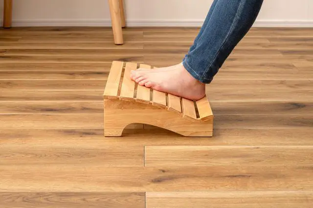 Alt view image 4 of 7 - PaletteLife Wooden Footrest, D11.42 xW17.72 xH4.93 (29x45x12.5cm), 1x1.5 ft, Medium, Natural Ashwood, Ergonomic Design