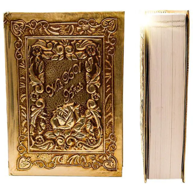 Main image of Quinceanera Biblia catolica en español Metalic Cover for XV años - Spanish Bible Large Print - Biblia en español letra Grande Quinceanera Decorations Quinceanera gifts - Quinceanera bible catholic