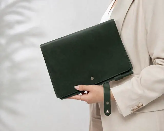 Alt view image 6 of 6 - Premium Leather 3-Ring Binder Portfolio, 8.5x11 Inch Letter Size Organizer Folder, Refillable 3-Hole Paper BusinessBinder, Resume Folio for Men and Women (Green)