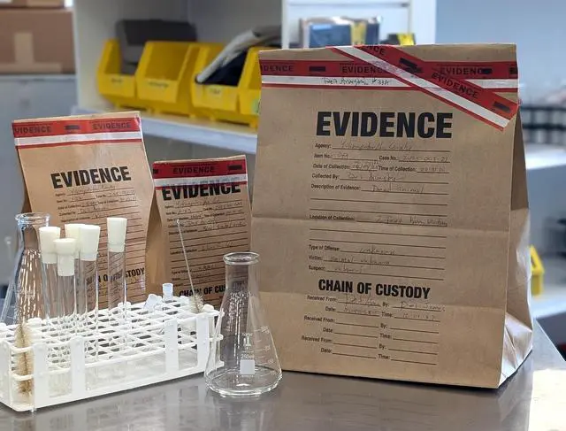 Alt view image 2 of 6 - Paper Evidence Bag, Large 100pk