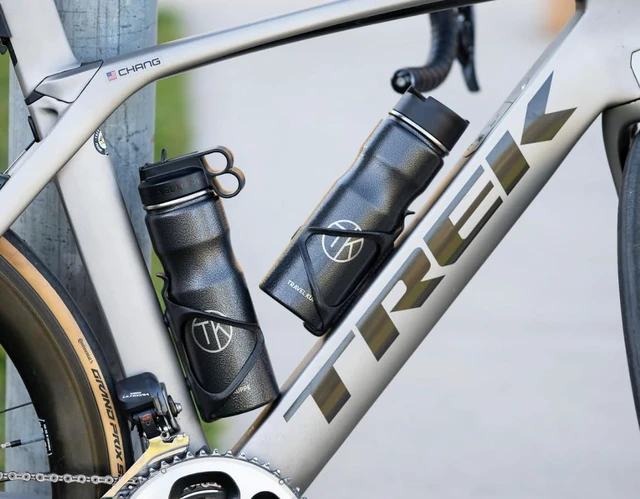 Alt view image 2 of 7 - 20oz Vacuum Insulated Stainless Steel Bike Water Bottle