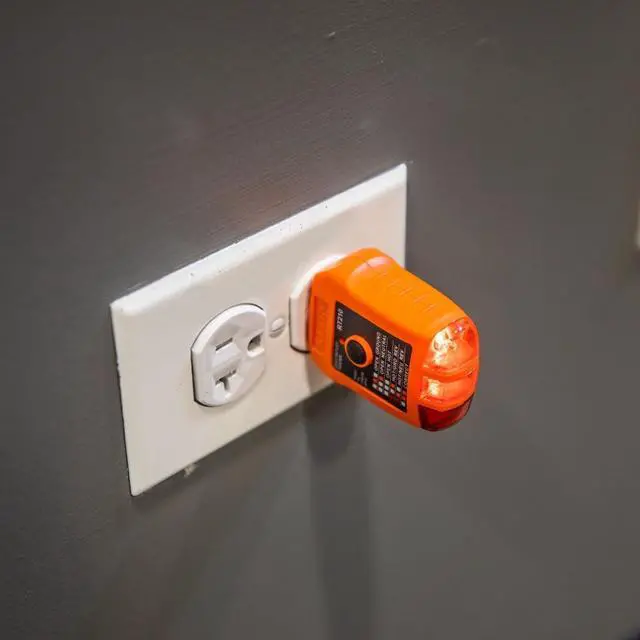 Alt view image 3 of 7 - RT210 Outlet Tester, Receptacle Tester for GFCI / Standard North American AC Electrical Outlets, Detects Common Wiring Problems