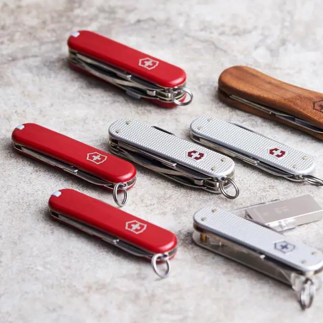 Alt view image 2 of 6 - Tinker Swiss Army Knife Multipurpose Pocketknife
