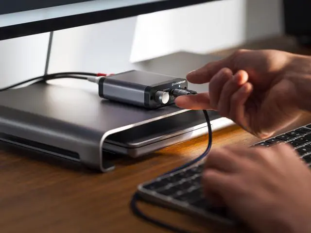 Alt view image 6 of 7 - D1P Portable Headphone Amplifier and DAC 32-Bit USB DAC Amp for Gaming, Music Streaming and Travel