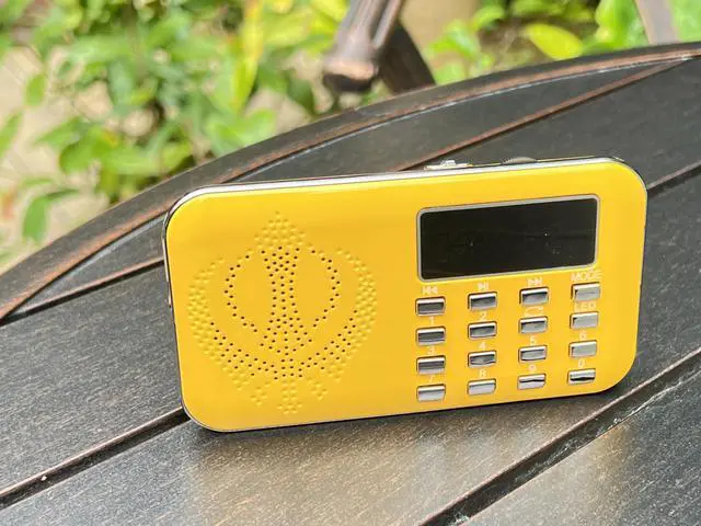 Main image of | Gurmat Khazana - Gurbani Radio Player with Nitnem, Sukhmani Sahib, Simran, Kirtan, Katha and Many Other Gurbani Tracks (Yellow)