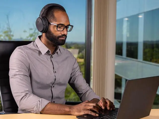 Alt view image 6 of 6 - Wireless Over Ear Headphones - Active Noise Cancelling (ANC) Bluetooth 5.0, Extended Playtime, Qualcomm aptX Audio, 40mm Drivers, Black