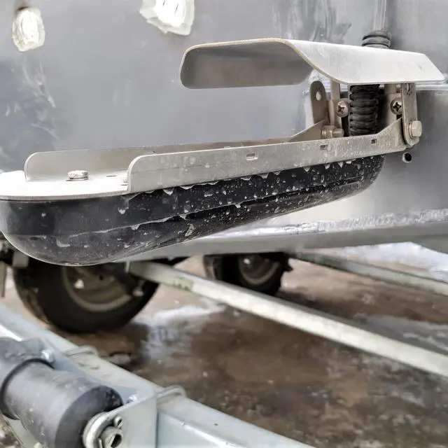 Alt view image 2 of 7 - Spray Deflector Shield for Transducer Garmin Lowrance etc