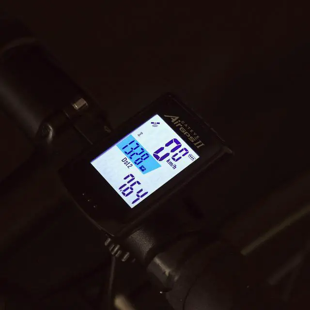 Alt view image 2 of 6 - AirGPS USB Rechargeable Bike Computer | Bluetooth ANT+, GPS Bicycle Speedometer, FlexTight Mount, IPX7 Waterproof, Auto Backlight Display, Ride Upload