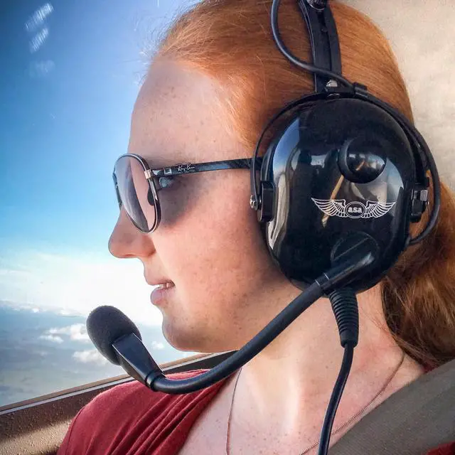 Alt view image 6 of 6 - AirClassics HS-1A Pilot Headset Durability - 23 dB Noise Reduction - Noise-Canceling Mic - Stereo/Mono - Essential Aviation Headset - General Aviation Headsets for Pilots