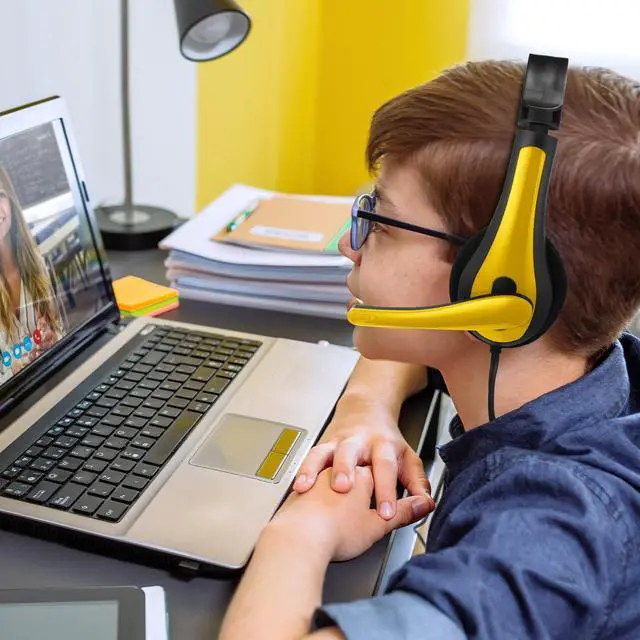 Alt view image 6 of 6 - 20 Pack Bulk Classroom Headphones with Microphone Students Wired School Class Set Headphones for School Library Computer Office Adults 3.5 Jack Universal Plug(Yellow)
