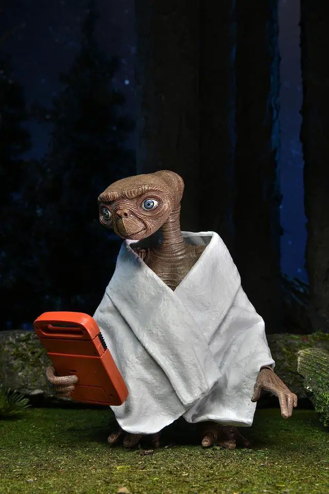 Alt view image 6 of 6 - E.T. - 40th Anniversary E.T. Ultimate 7" Action Figure | E.T. The Extra-Terrestrial 5 Inch Action Figure Ultimate - E.T. Original