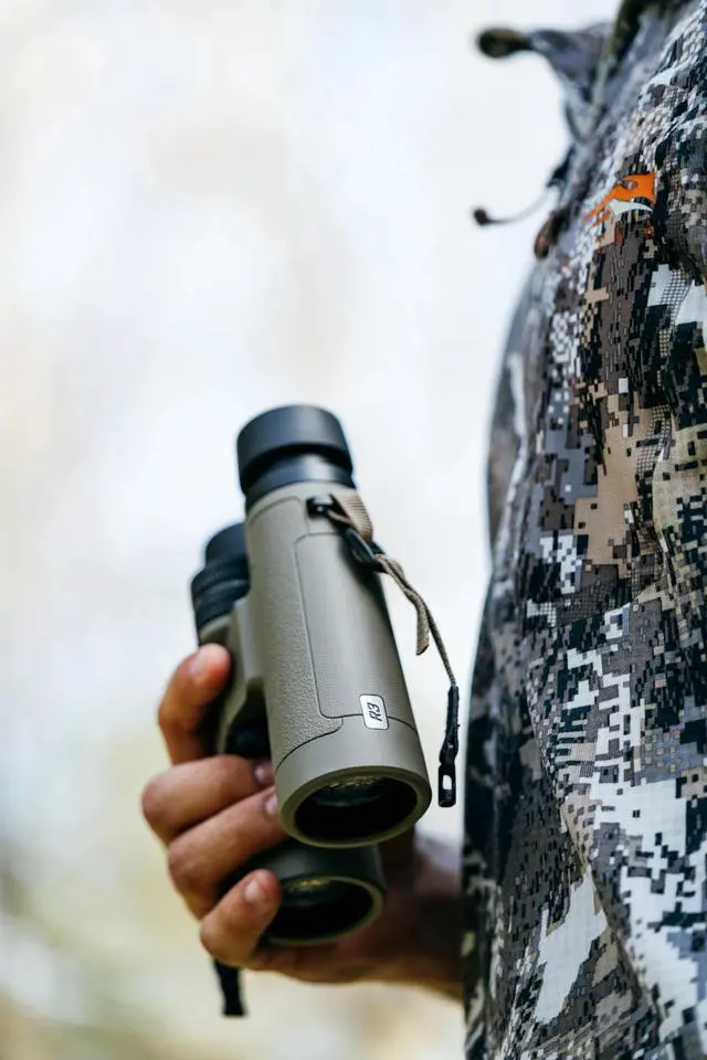 Alt view image 7 of 7 - R3 Binoculars with Vault Lite Bino Chest Harness, HD Optical System, Fully Multi-Coated Lenses, EXO Barrier, IPX7 Waterproof - Binoculars for Bird Watching and Wildlife Observation