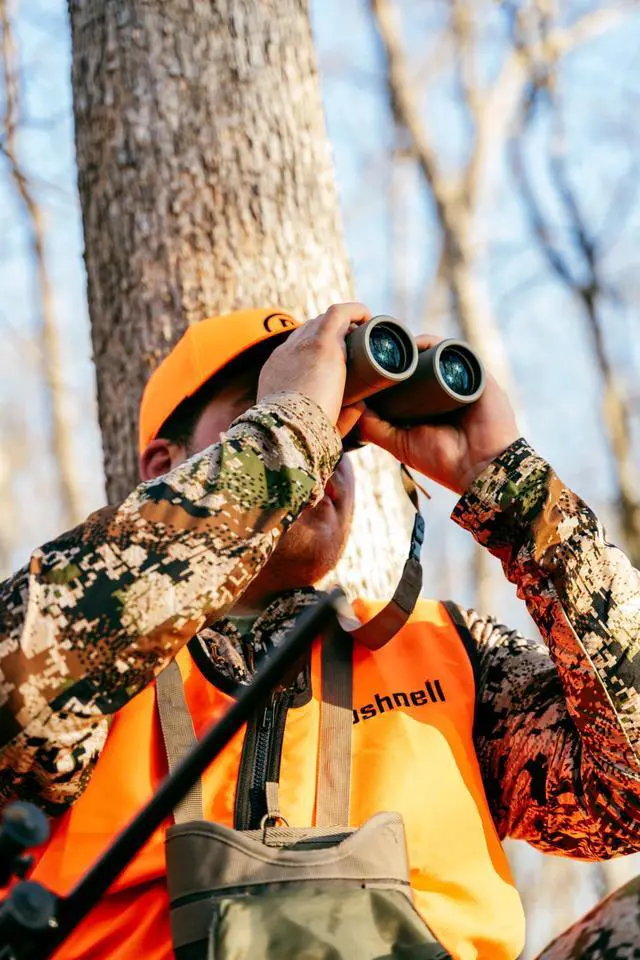 Alt view image 6 of 7 - R3 Binoculars with Vault Lite Bino Chest Harness, HD Optical System, Fully Multi-Coated Lenses, EXO Barrier, IPX7 Waterproof - Binoculars for Bird Watching and Wildlife Observation