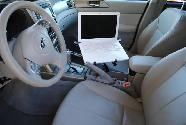 Alt view image 3 of 6 - MS-526 Heavy Duty Vehicle Laptop Mount
