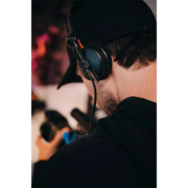 Alt view image 6 of 7 - Pro Audio HD 25 Special Edition,Black