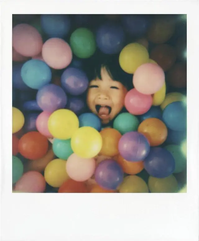 Alt view image 5 of 7 - Polaroid Instant Color Film for Polaroid 600 and Polaroid Now, Lab, and OneStep Cameras - 5 Pack