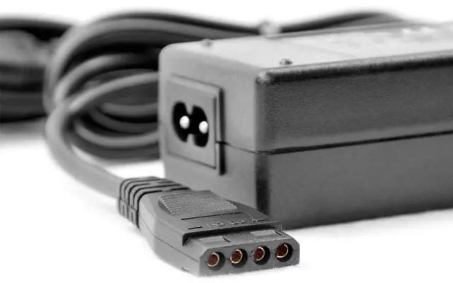 Alt view image 4 of 5 - 100-240v AC to 12 & 5v DC 4pin Molex 2A Power Adapter (2A, Without On/Off Switch)