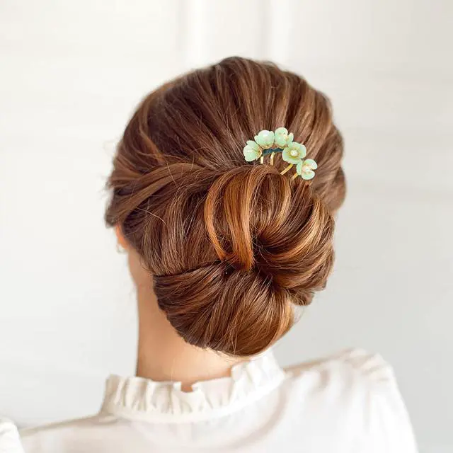 Alt view image 6 of 7 - Jade Flower Hair Pin Chinese Hair Stick Jade Hairpin Retro Chignon Pin Traditional Classical Flower Hair Chopstick Hair Styling Accessories for Women Girls (Green)