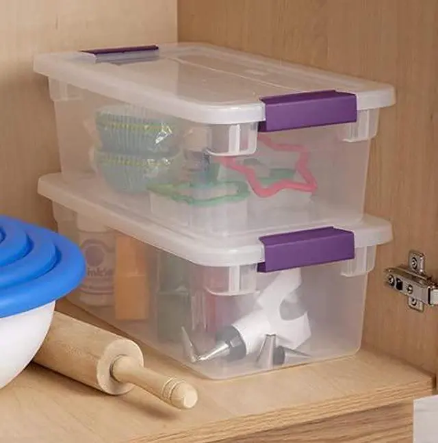 Alt view image 2 of 2 - 6 Quart ClearView LatchTM with Sweet Plum Handles, Pack Of 2 Containers
