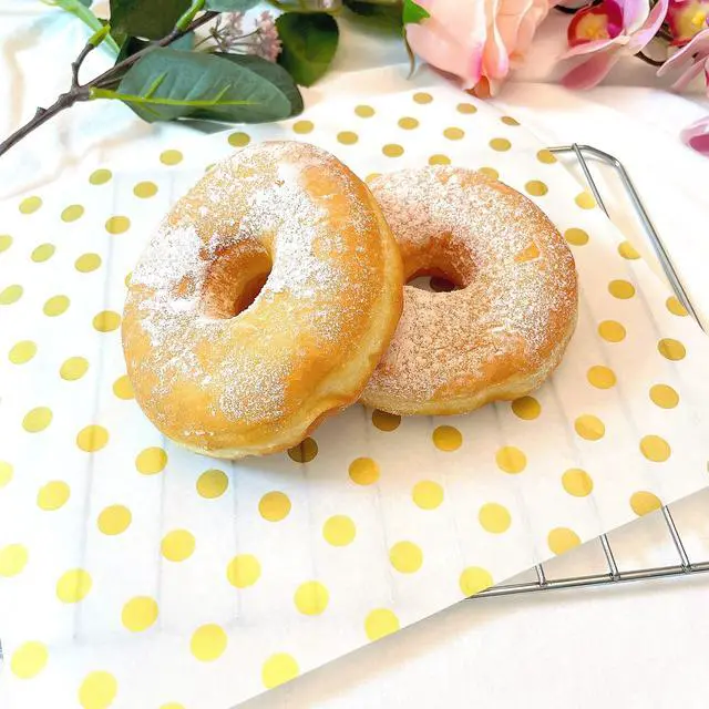 Alt view image 6 of 7 - Gold Dot Wax Paper Sheets Deli Wraps Tray&Basket Liner Deli Paper Wax Paper Baking Paper Colored Parchment Paper Greaseproof for Food (150)
