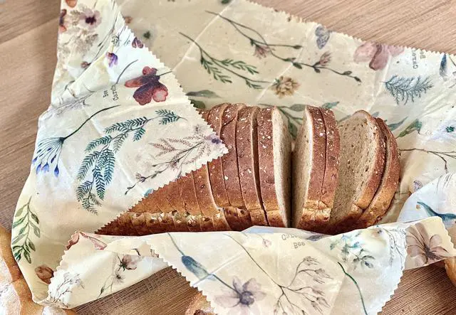 Alt view image 3 of 7 - Beeswax Wrap for Bread - Reusable Eco-Friendly Sustainable Food Storage Solution, Keeps Bread Fresher Longer, Natural Alternative to Plastic Wrap