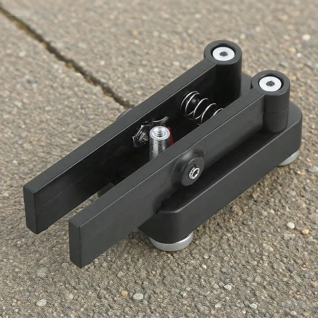 Alt view image 2 of 3 - Morse Code CW Key with 3.5mm Interface Cable Mini CW Key Anti-Slip Automatic Morse Magnetic Base for Circuit Of Machine
