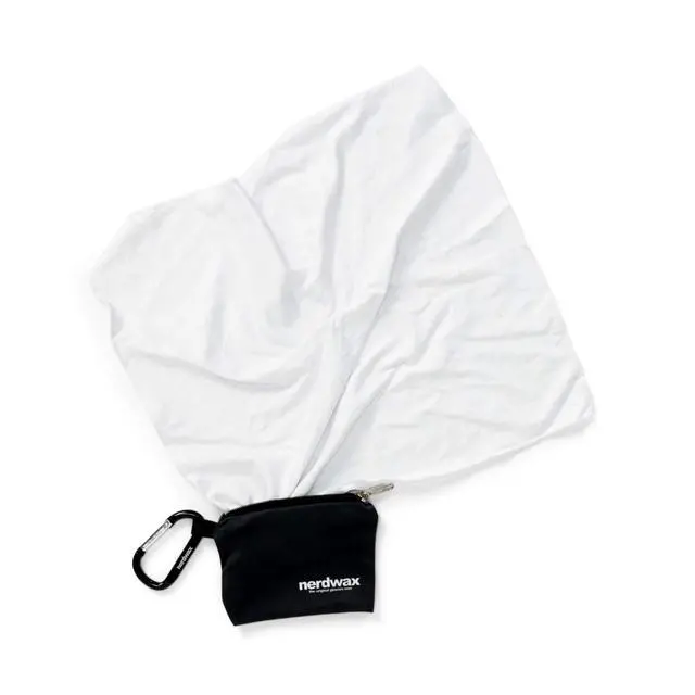 Alt view image 2 of 4 - Magic Drops Glasses Cleaning Kit | A Magical Clean for Your Sunnies Specs & Screens