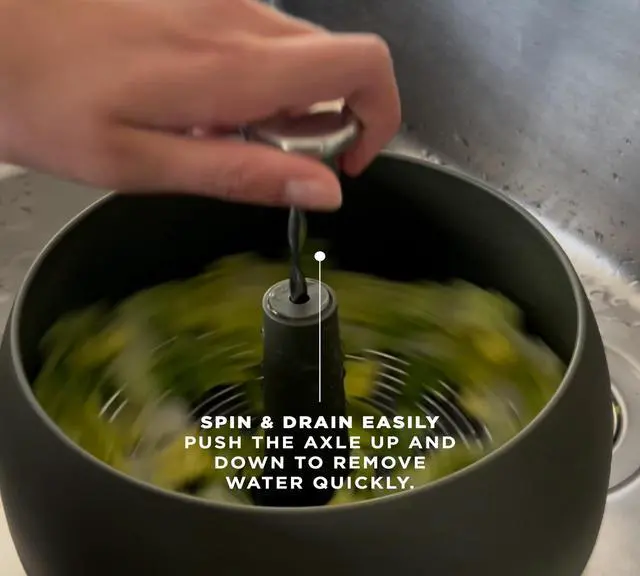 Alt view image 3 of 6 - Salad Spinner, Green Tool | Danish Design & Functionality