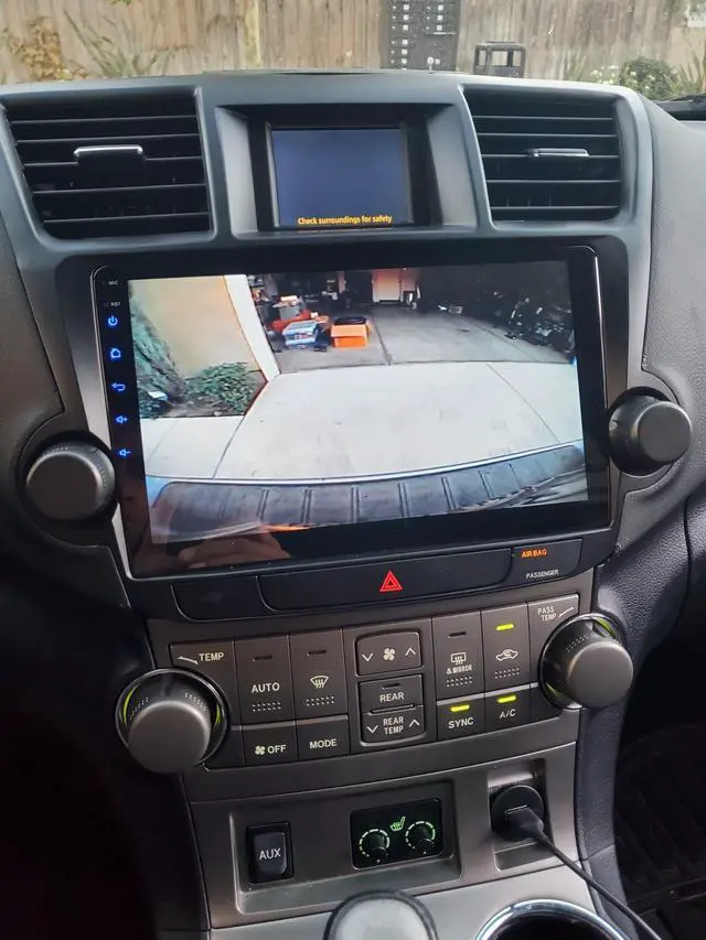 Alt view image 6 of 6 - Adapter for 2008-2013 Toyota Highlander Factory Backup Camera Switch from OEM MFD Screen to the Aftermarket Head Unit Screen