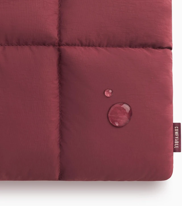 Alt view image 5 of 5 - Puffy Laptop Sleeve 13 Inch 14 Inch Quilted Puffer Laptop Carrying Case for Women Pillow Case Compatible with MacBook Air/Pro M5 M4 M3 M2 Pro/Max 2026 13 MacBook Neo A18 Wine Red