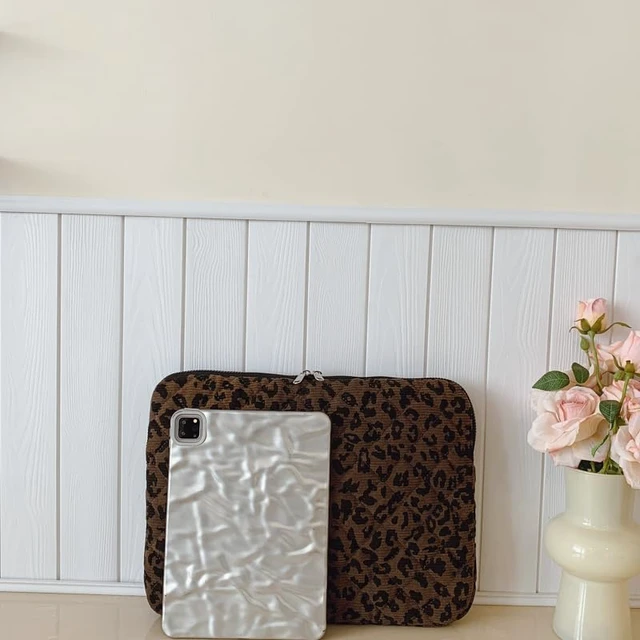 Alt view image 5 of 6 - Leopard Puffy Laptop Sleeve 15 Inch Cheetah Print Quilted Laptop Case Protective Padded Computer Sleeve for MacBook