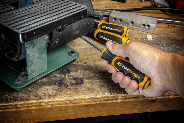 Alt view image 7 of 7 - 10 Piece Phillips/Slotted/Pozidriv Screwdriver Set