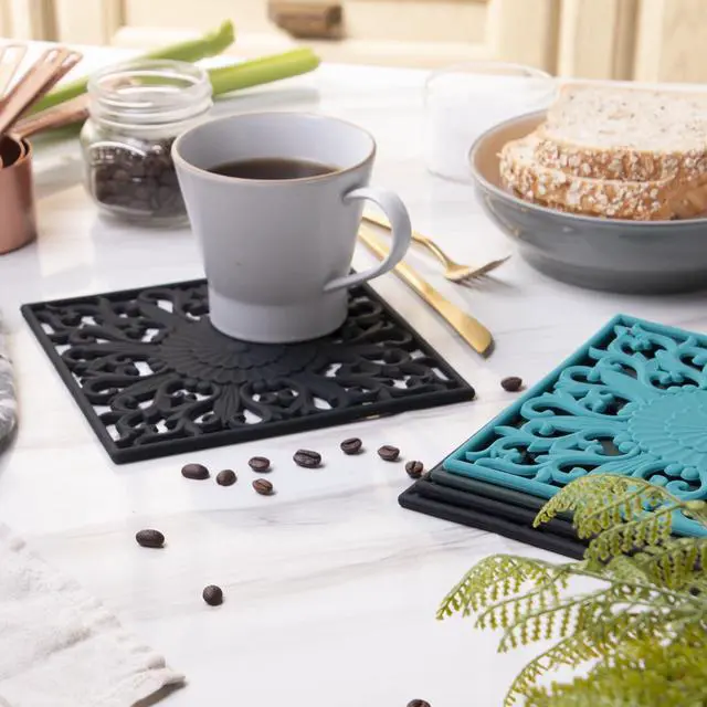 Alt view image 4 of 7 - Trivets for Hot Pots and Pans, Square Silicone Hot Pads for Kitchen, Flexible Silicone Pot Holder for Table, Non-Slip Heat Resistant Trivets for Hot Dishes, Trivet Mat Set 3 Black