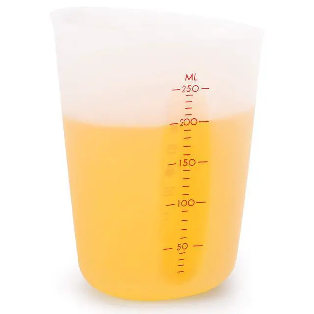 Alt view image 4 of 5 - Silicone Flexible Measuring Cups with Marking, 2 Pack 8 Ounces(1-cup) and 2 Pack 16 Ounces(2-cup) Squeeze and Pour Silicone Measuring Cup Set